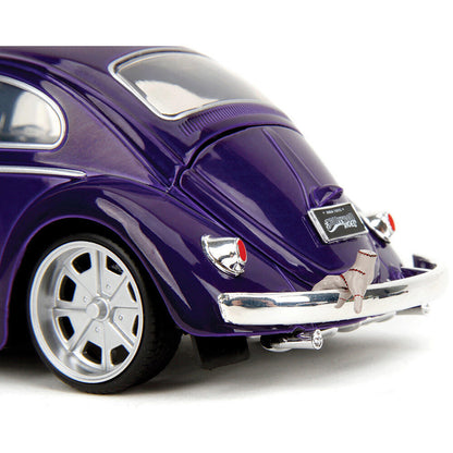 1959 VW Beetle w/Wednesday Addams & Thing Figure 1:24 Scale Diecast Model Car by Jada Toys