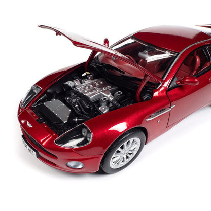 2005 Aston Martin V-12 Vanquish S 1:18 Scale Diecast Model Car by Auto World