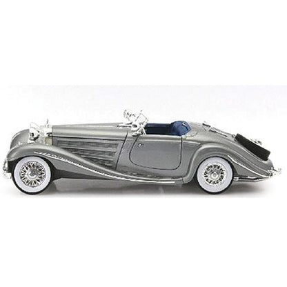 1936 Mercedes 500 K Special Roadster - silver 1:18 Scale Diecast Model by Maisto