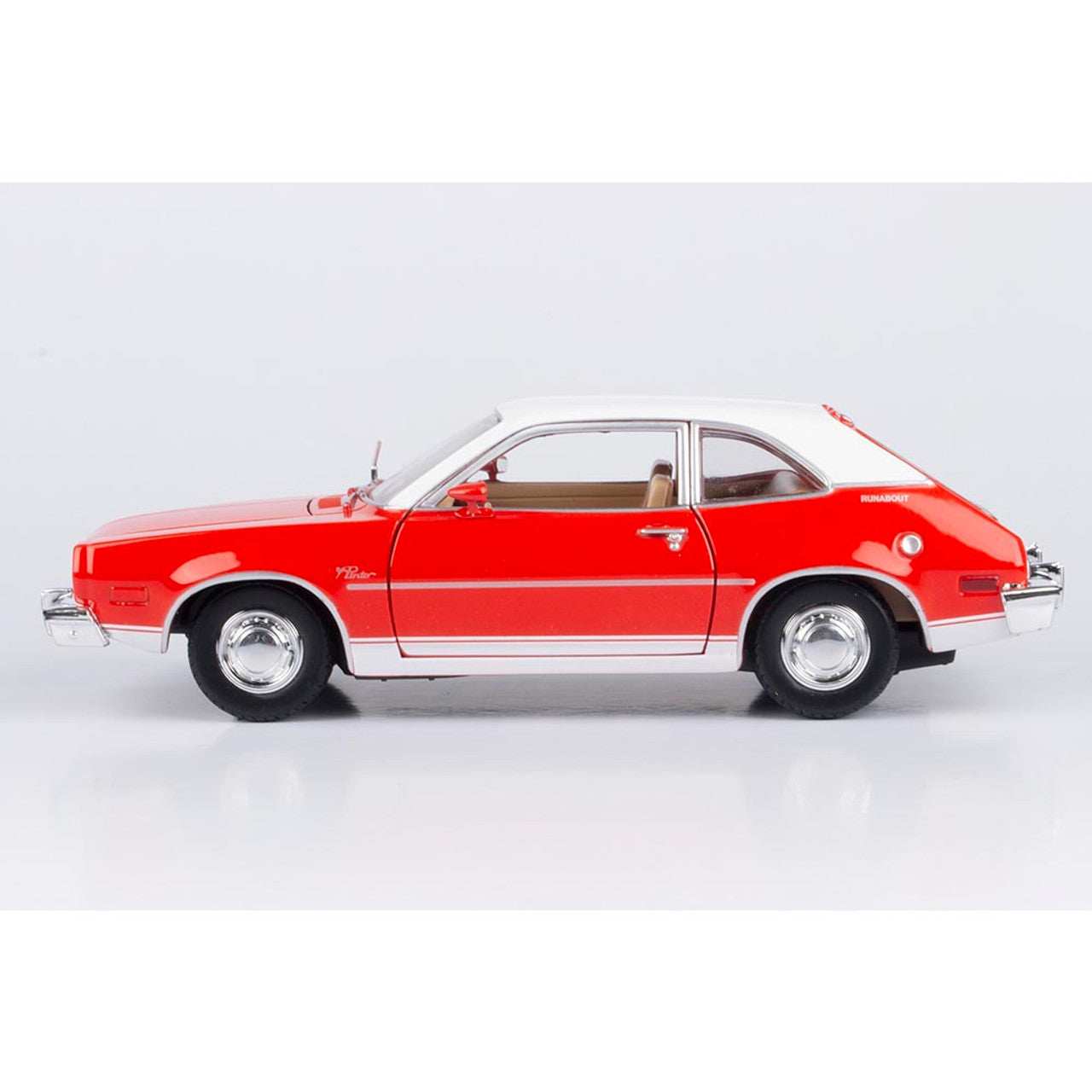 1974 Ford Pinto - Orange 1:24 Scale Diecast Model Car by Motormax