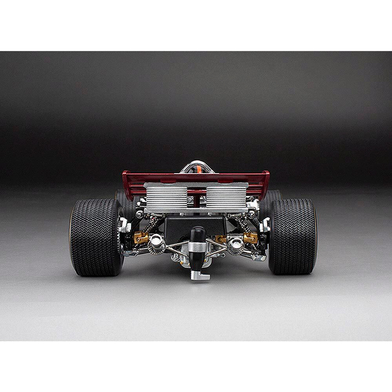 1970 Lotus 49C #28 - Emerson Fittipaldi British Grand Prix 1:18 Scale Diecast Model Car by Sunstar